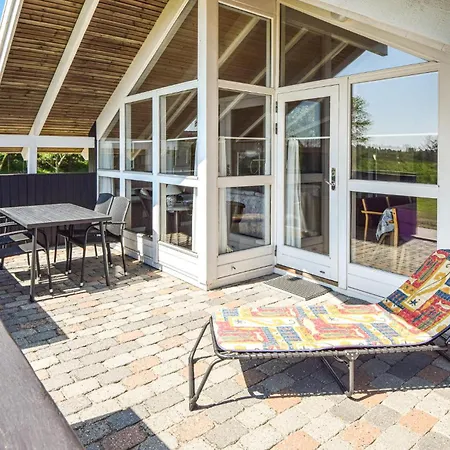 Holiday home 4 Bedroom Lovely In